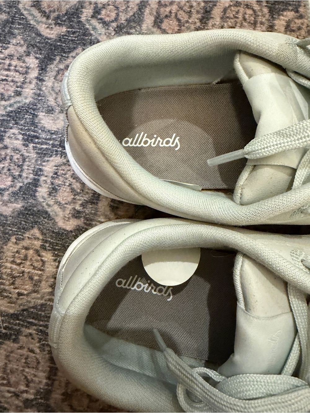 Allbirds woman’s size 7 - Picture 3 of 6